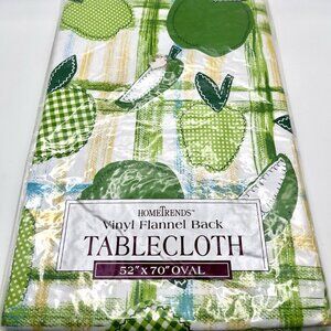 VTG HomeTrends Vinyl Tablecloth Flannel Back 52”x70” Oval Green Apple Picnic NEW